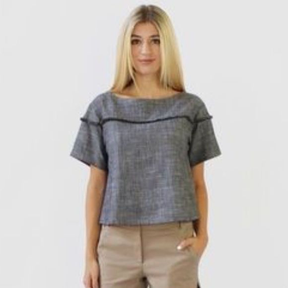Grey Cropped Fringe Trim Short Sleeve Blouse NWT size Large Ethically Made - Picture 1 of 5